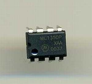 Lot de 4 Amplificateurs FI HF avec AGC MC1350P Motorola boitier DIP8 