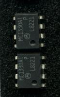 Lot de 2 x MC1330P - MC1330A1 Low-Level Video Detector  Marque Motorola - Boitier DIP8